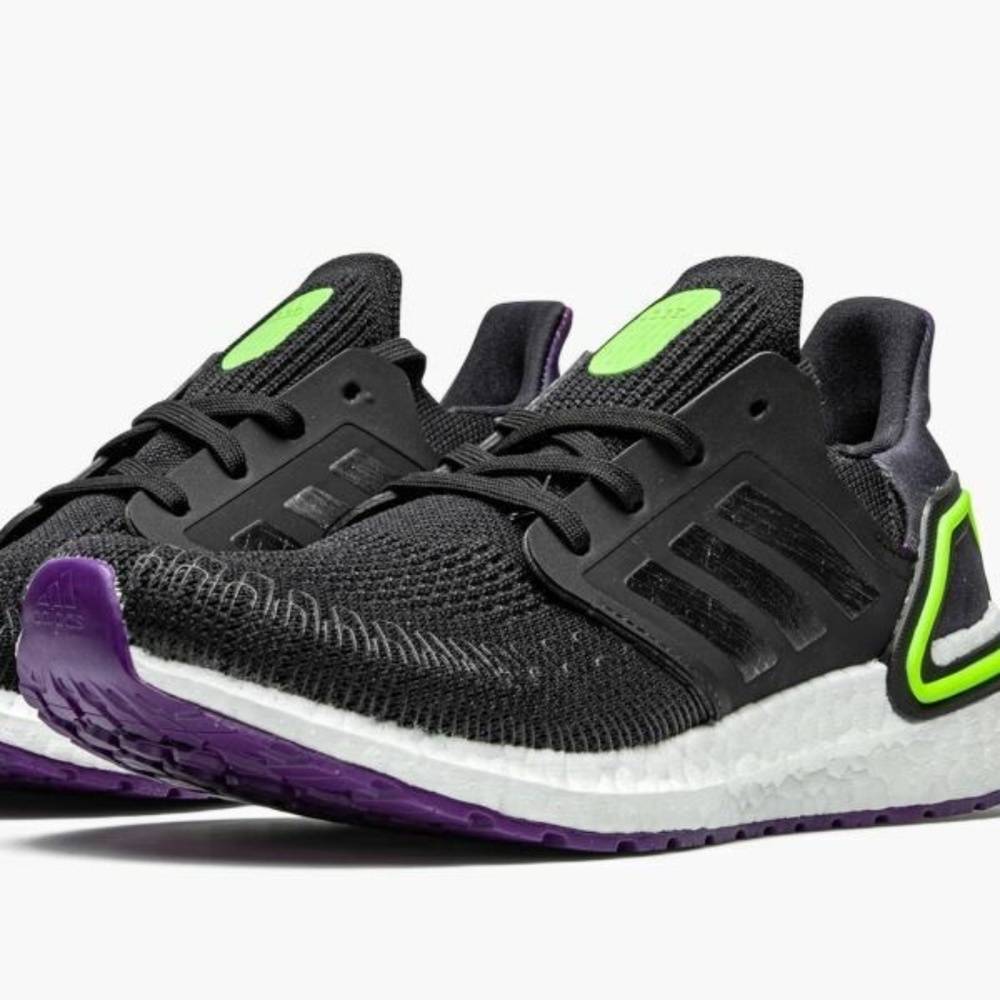 NEW adidas Ultraboost 20 Running Shoes EG4806 Black/Glory Purple/White